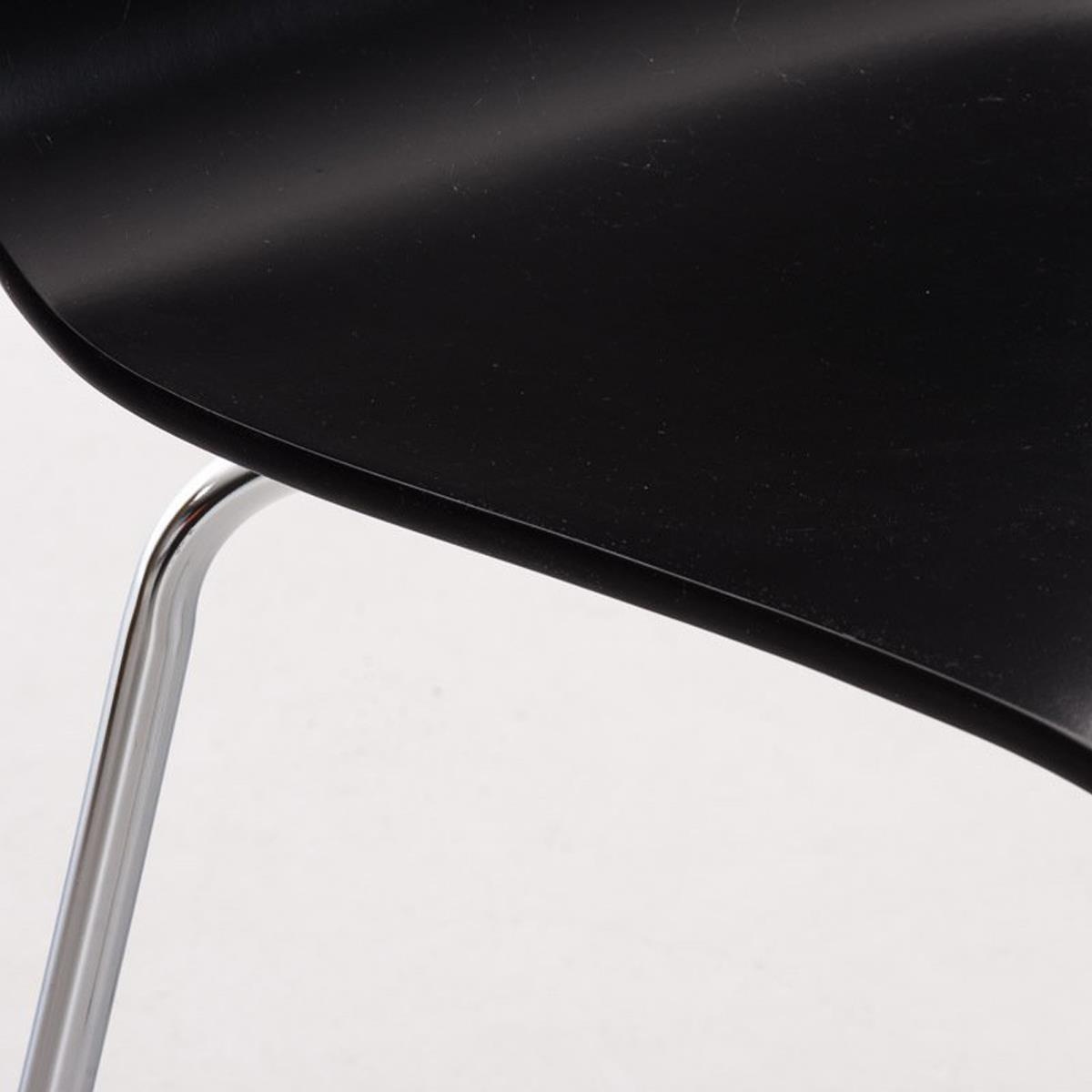 Black Curved Back Meeting Chair - Image 6